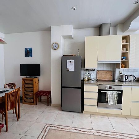 La Gare Apartment Varna Eksteriør billede