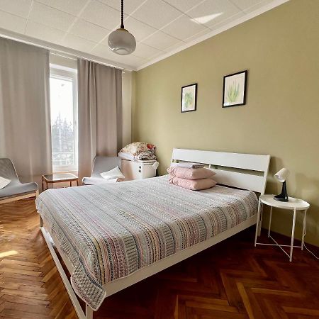 La Gare Apartment Varna Eksteriør billede